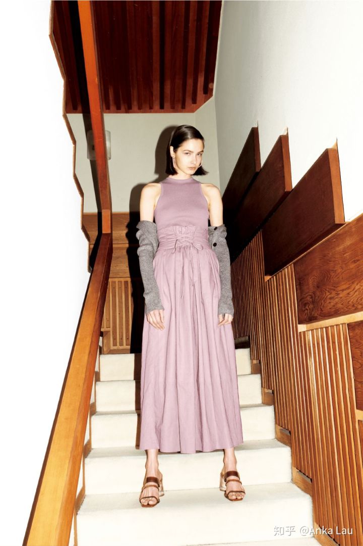 你穿过最便宜的衣服多少钱,你穿过最贵的衣服是什么