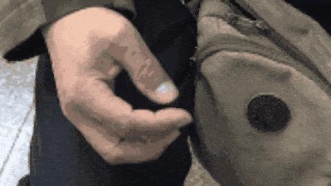 带着小红帽披着黄披肩，只为贵族服务，印度人的“绝活”还真不少