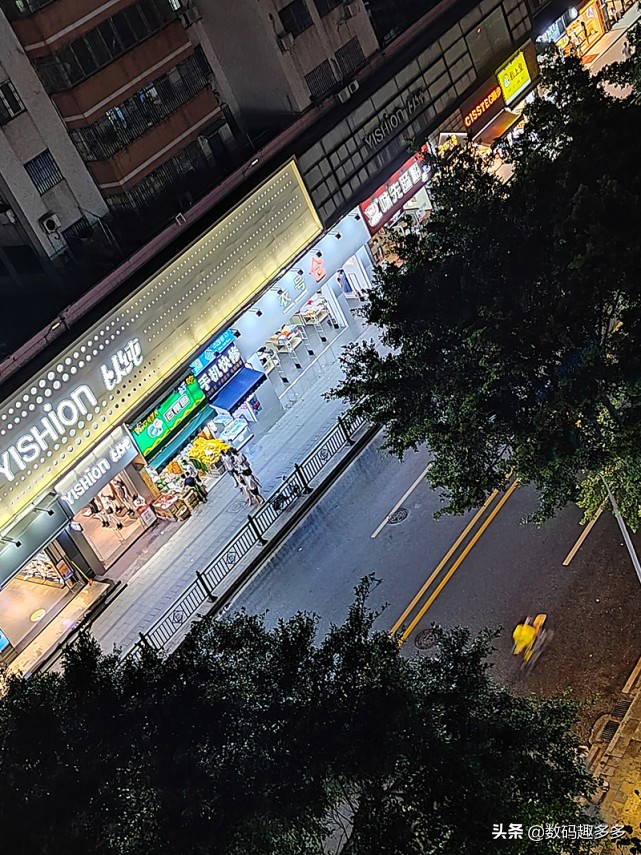 1亿像素100w快充手机,1亿像素100w快充120hz超曲屏