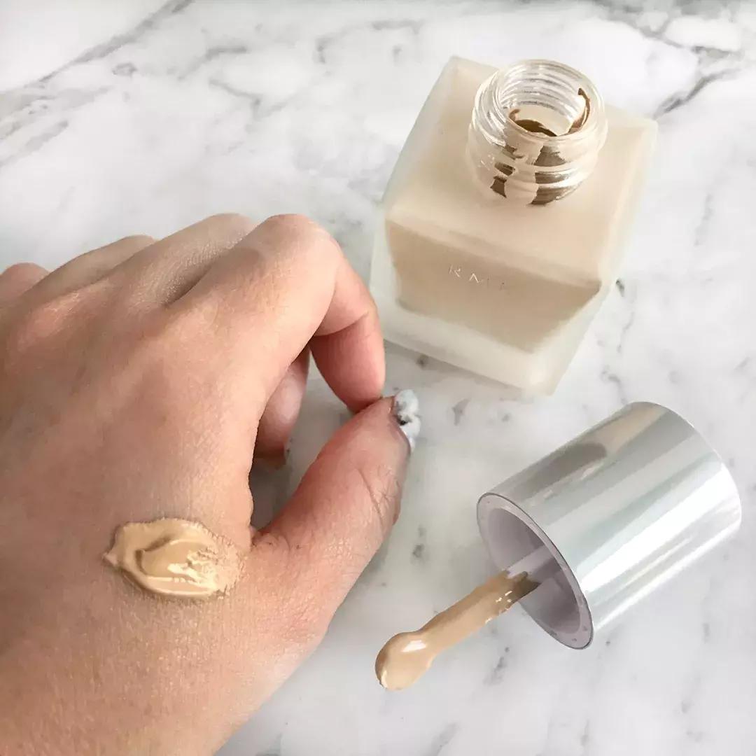 粉底液推荐不卡粉遮瑕不闷痘,油皮粉底液不闷痘遮瑕