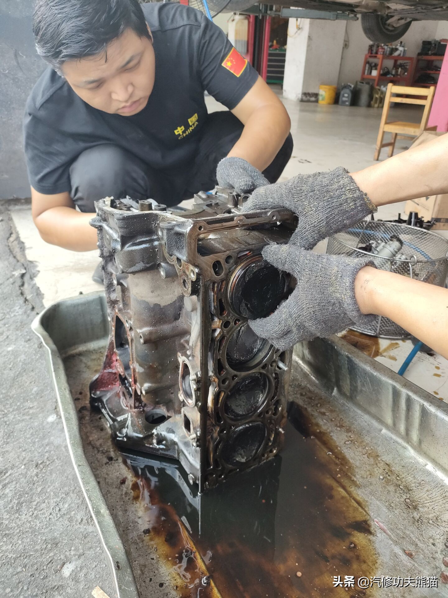 老途观发动机漏油维修,老途观涡轮增压器漏油维修多钱