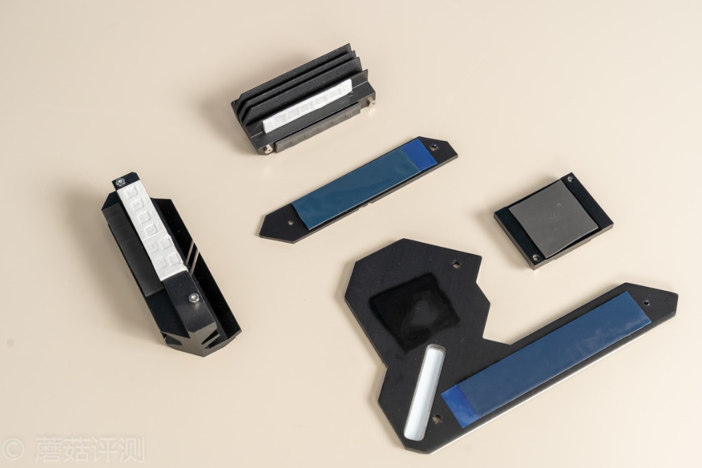 颜值高的z690主板,华擎z490极限玩家4