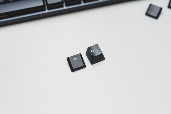 罗技键盘g913和g913tkl区别,无线键盘罗技g613