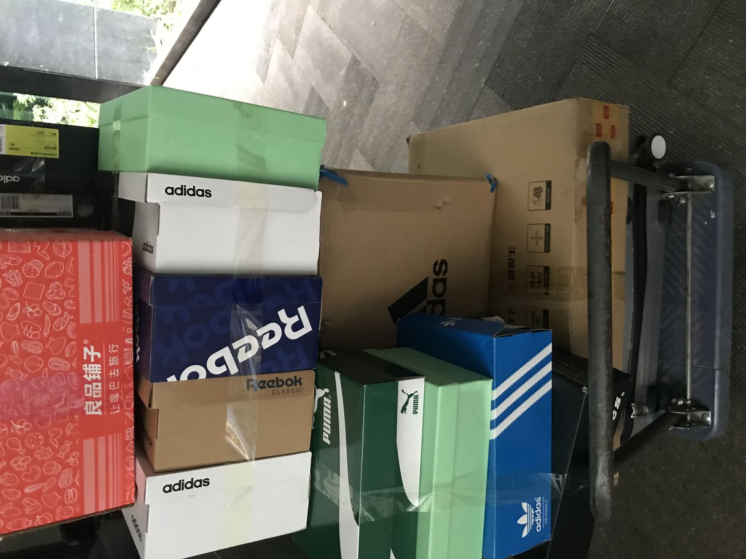 某宝nike打折店,某宝便宜运动鞋