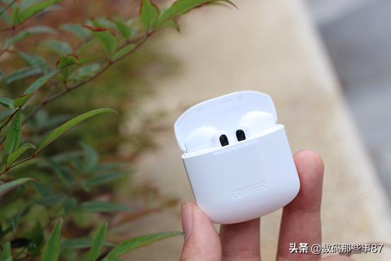 媲美AirPods的音乐耳机:漫步者LolliPodsMini只卖189交个朋友?