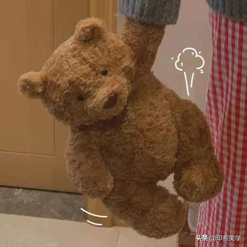 “萌物”，正在掏空年轻人的钱包