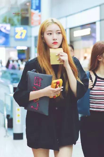 上山下海，无所不能，奋斗在追星第一线的“站姐”挑战各种不可能