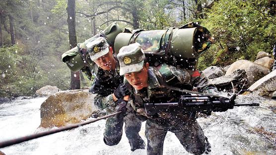 100张中国海防巡逻图,看哭了盘点中国军人的戳泪瞬间