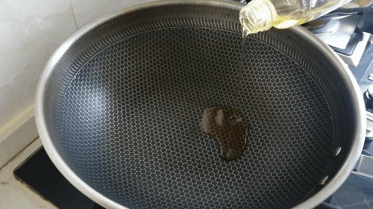 水煮椒麻鸡最正宗的做法,水煮椒怎么炒才好吃