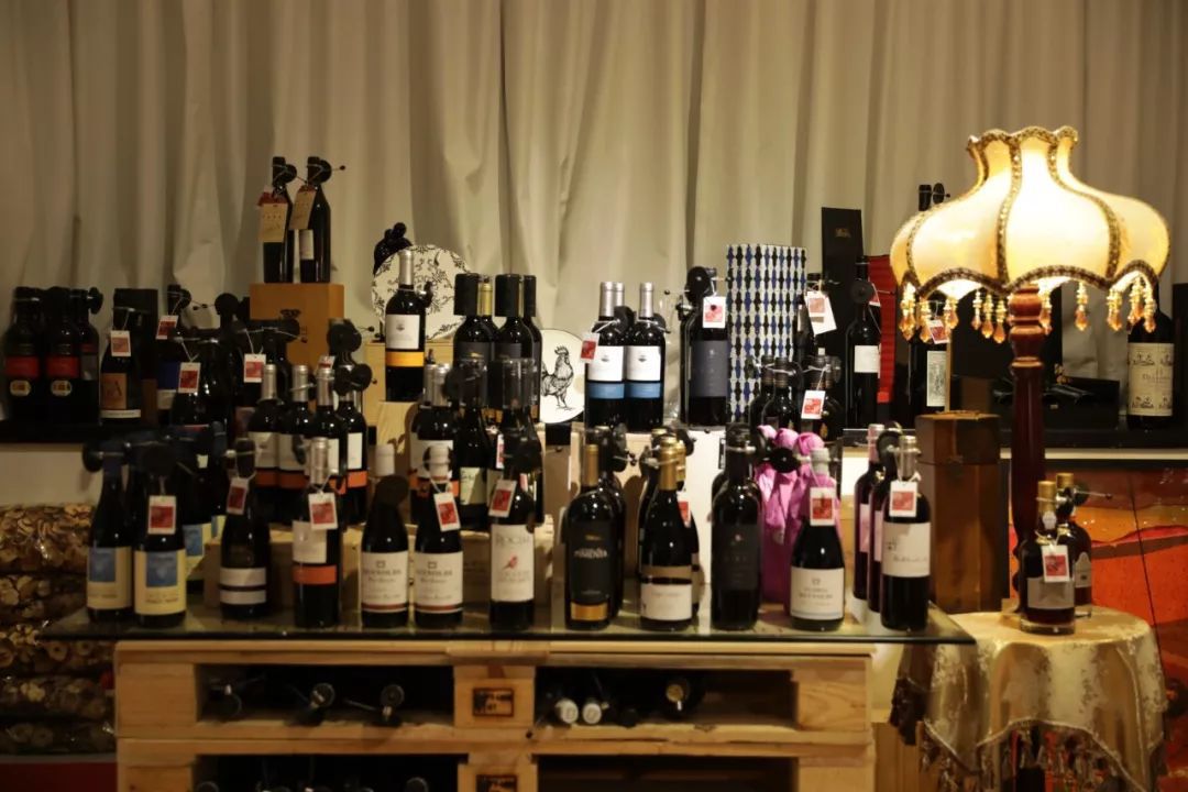 澳门网红小吃一日游,澳门最火爆的美食