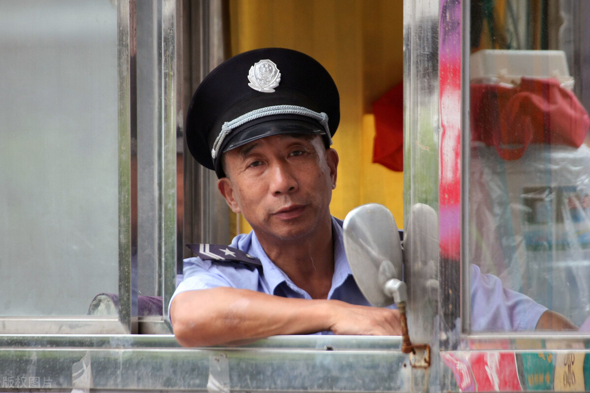 在物业上班的都是什么人,在物业里上班要注意什么