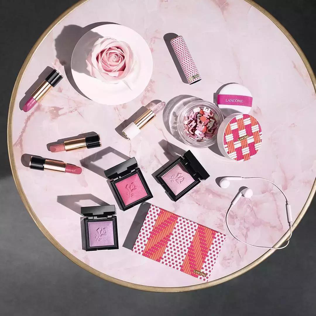 粉粉粉粉粉粉出屏幕的樱花限定来啦，看过就算买过！