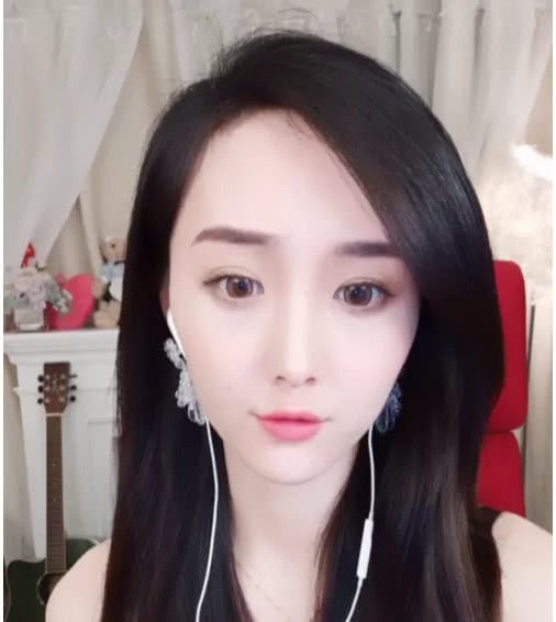 斗鱼女主播与榜一奔现,斗鱼女主播和榜一