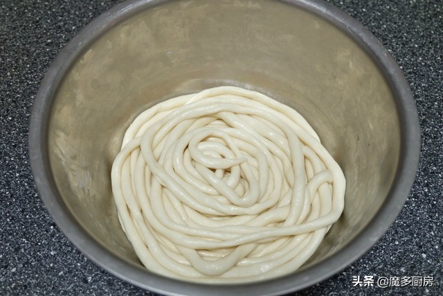 面食的各种家常做法拉条子,番茄鸡蛋炒拉条子正宗做法