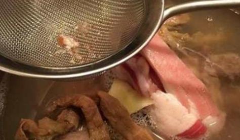 骨头汤怎样煮才能汤浓奶白,骨头汤奶白浓稠