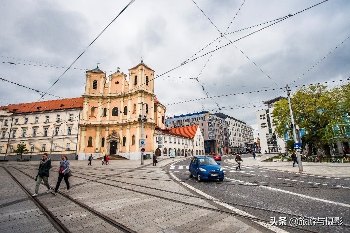 世界上拥有三个唯一的首都国家,全球唯一一个有两个首都的国家