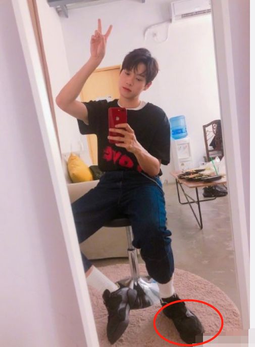 魏大勋杨幂亲密照,杨幂和魏大勋的高甜合集