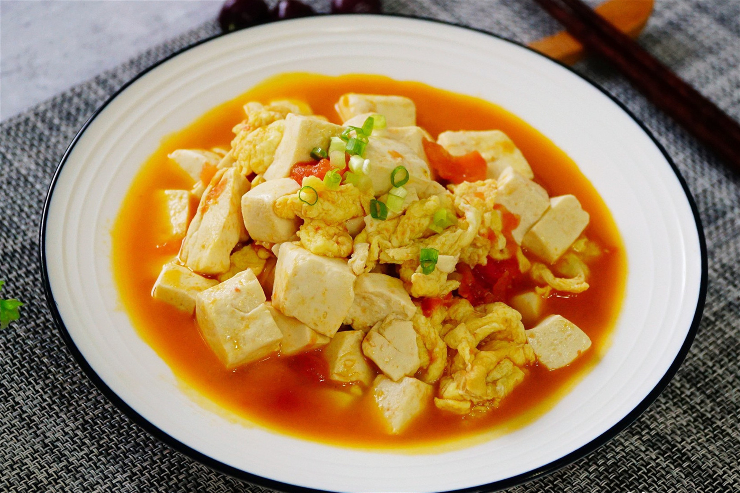 过年餐桌上豆腐怎么做好吃好看,超下饭的家常豆腐拿肉都不换