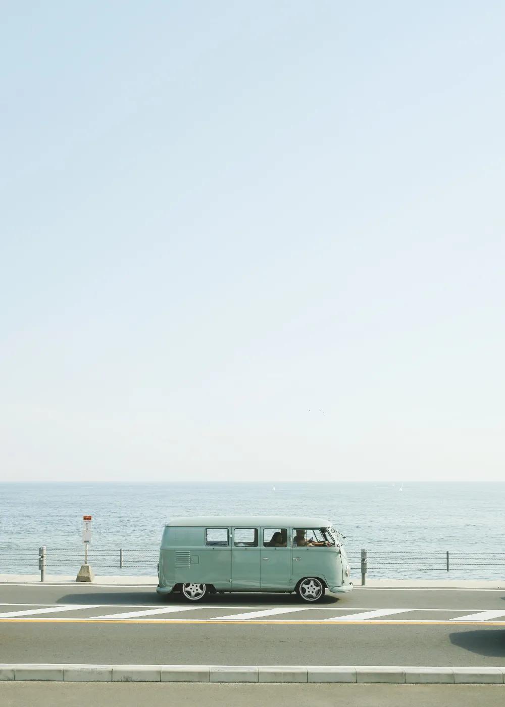 太阳一晒全身有刺痛感,皮肤被太阳晒得通红刺痛怎样处理