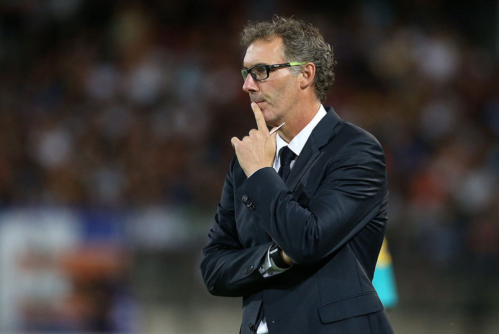 世界杯冠军：法国可争2022卡塔尔世界杯冠军姆巴佩可接班梅西C罗