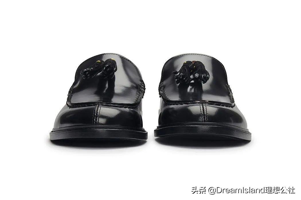 街拍白色乐福鞋,达妹街拍图文