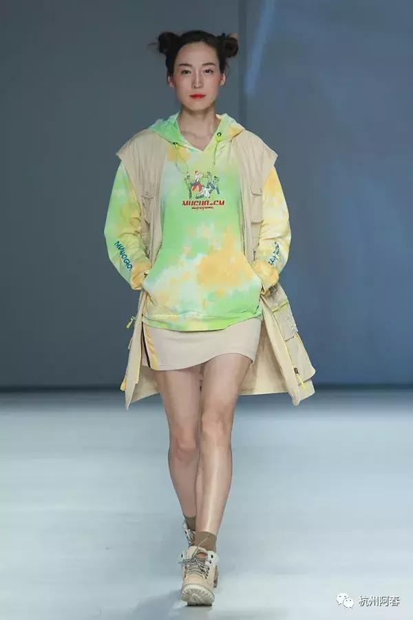 2019广东时装周-秋季：活出新世相·木果果木2020春夏新品发布会