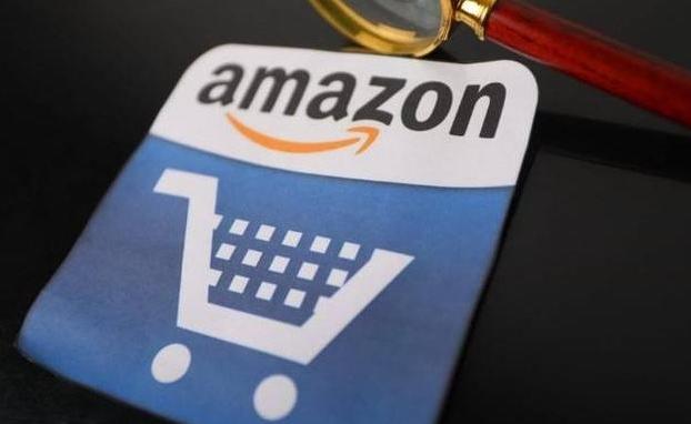 亚马逊绿色羽绒服卖点 (国产羽绒服封顶亚马逊)