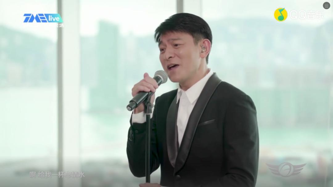 刘德华身材是什么水平,59岁刘德华颜值巅峰