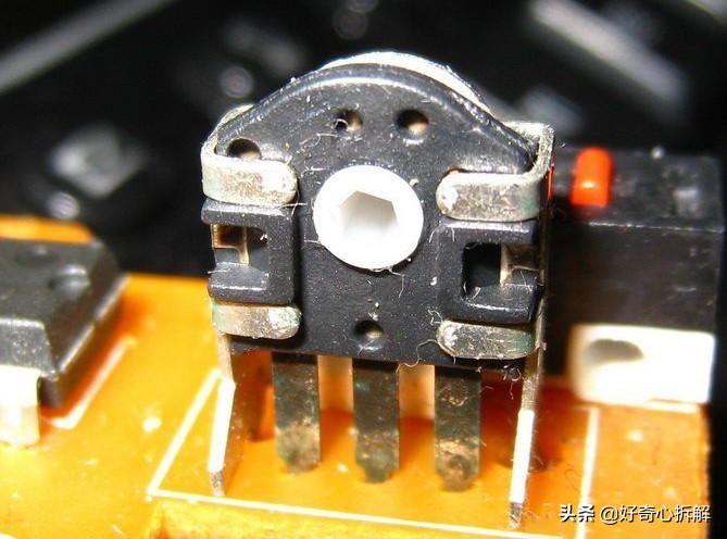 滚轮鼠标编码器拆卸图解,鼠标滚轮与编码器的连接方式