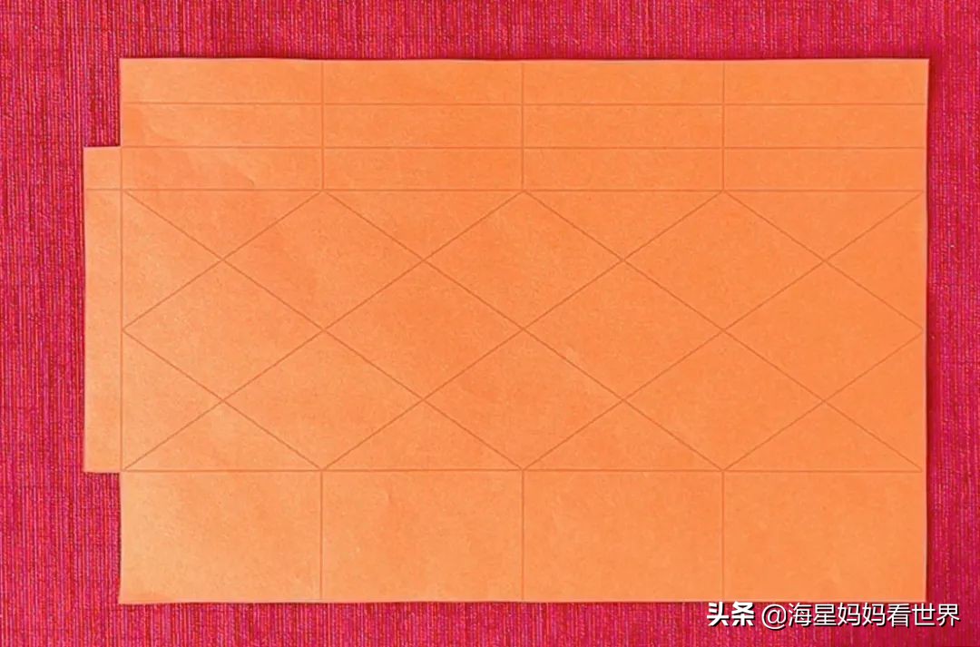 春节喜气洋洋大红灯笼高高挂,红红火火喜气洋洋百家姓灯笼