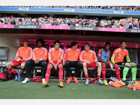 愈发“无聊”的德甲,却依旧暴露了拜仁的问题