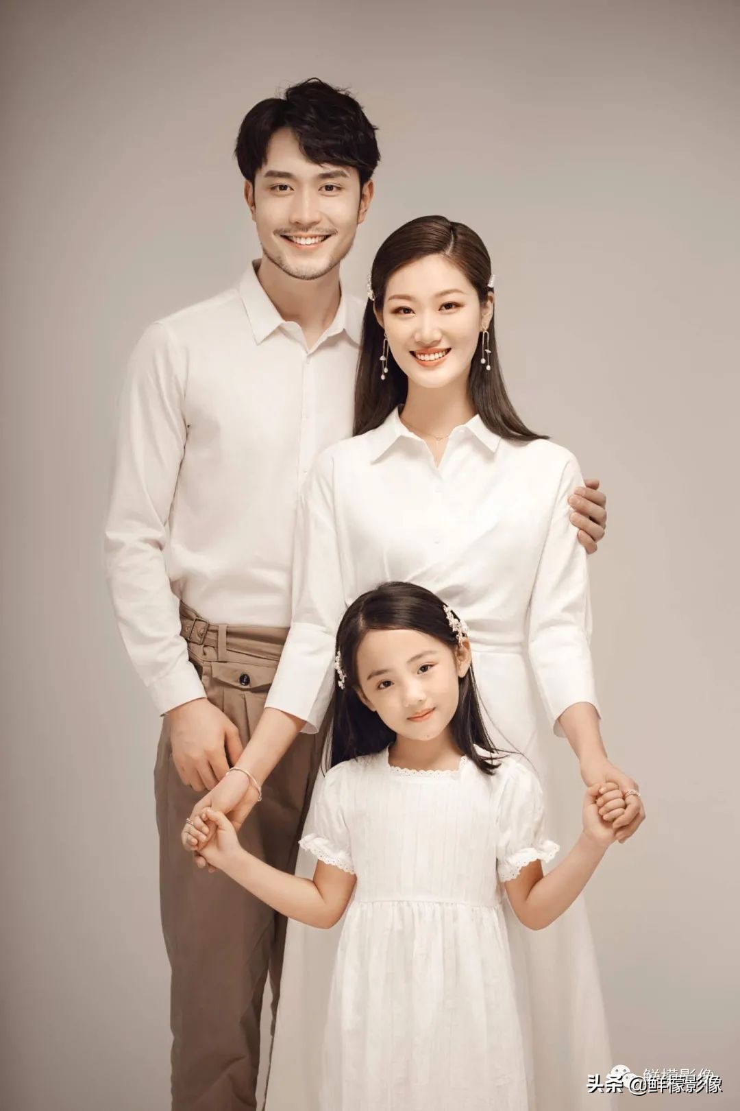 新春全家福拍摄技巧,全家福新年拍照姿势推荐