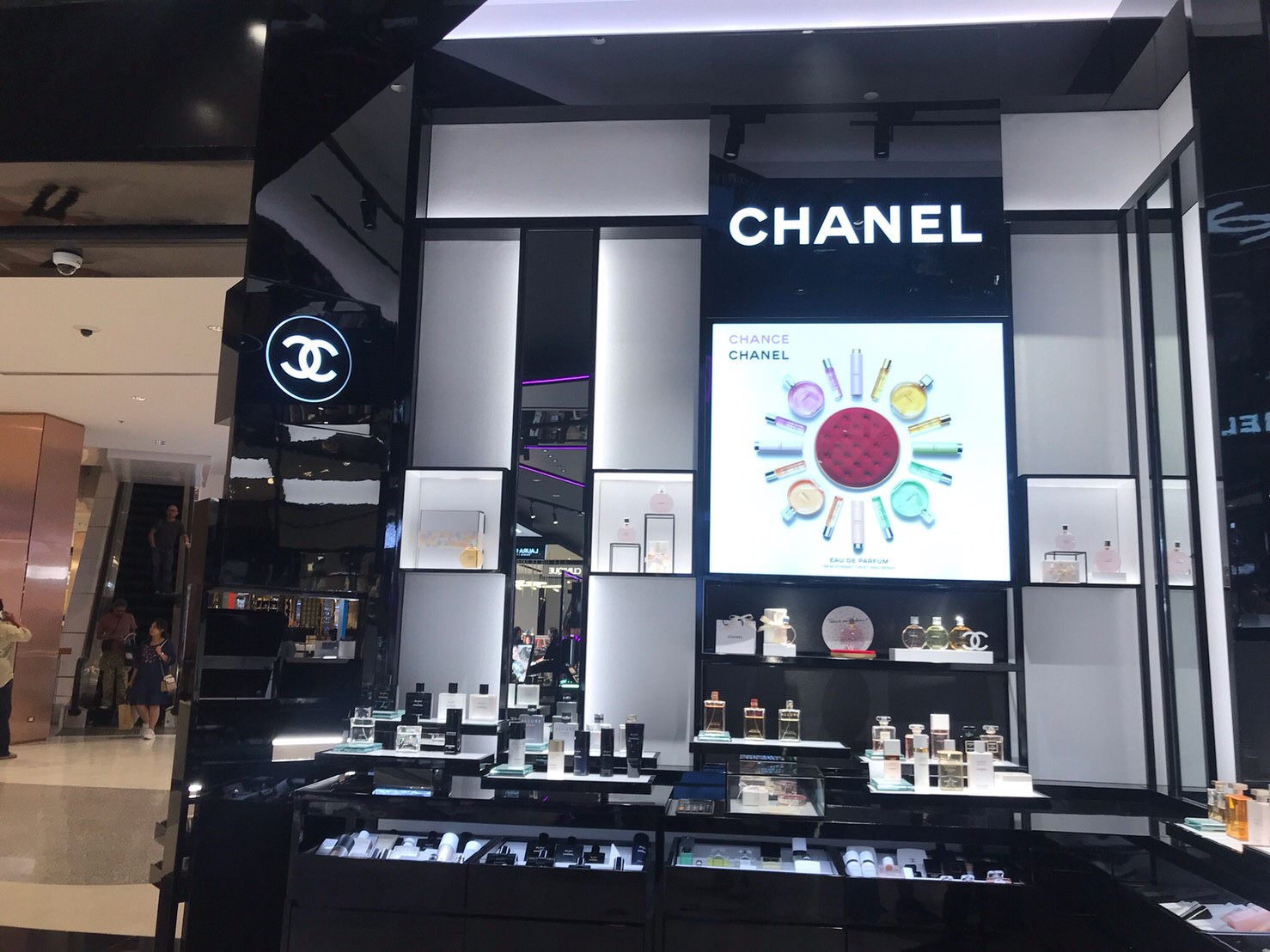 泰国centralworld商场购物,泰国曼谷大皇宫附近商场