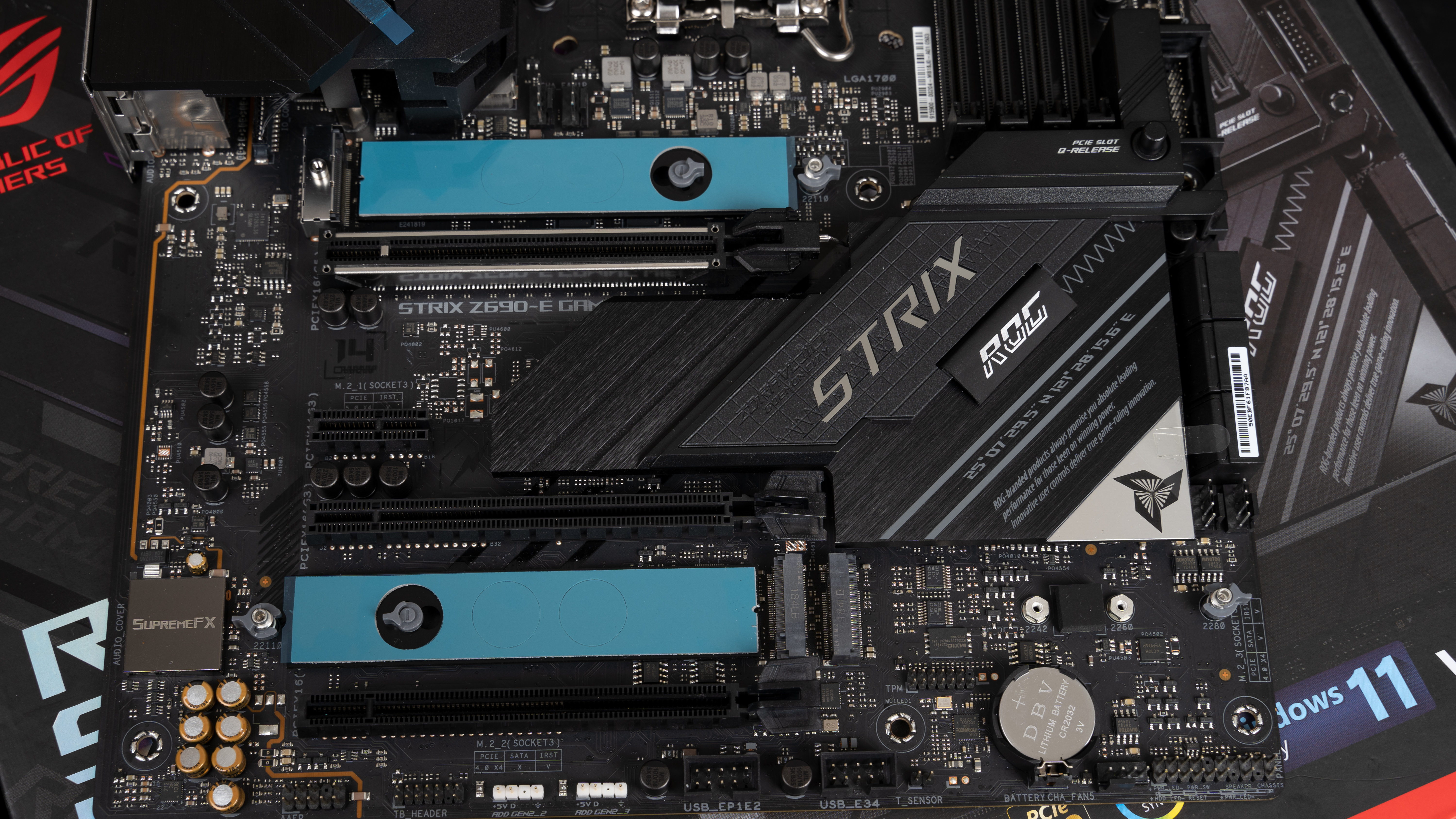 i9-12900K+ROGSTRIXZ690-E开箱测试，对比11900K提升巨大