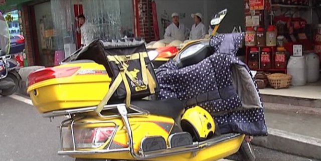 贵阳小伙应聘“美团外卖”骑手不成，还欠上*款贷**