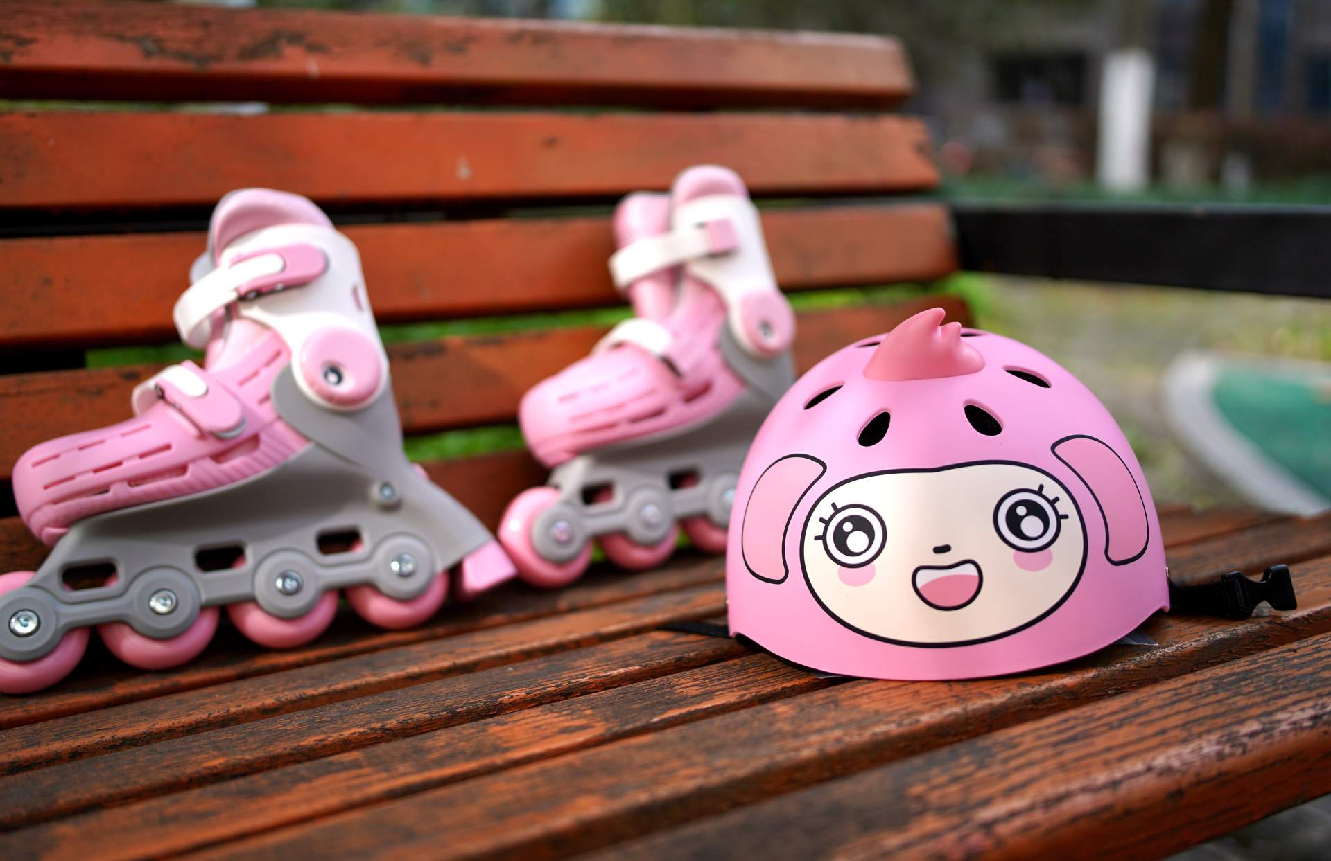 柒小佰儿童轮滑护具,柒小佰轮滑推荐