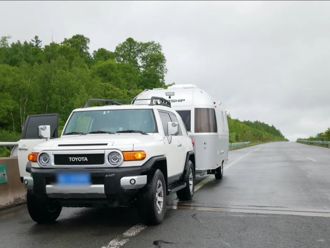 独自上路抖音,独自开车上路