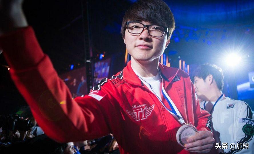 faker鐨刟j4,2019faker绌跨殑aj