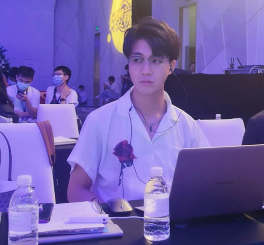 社会眼|95后、00后青睐灵活就业,看他们如何安置“面包与茶”、规划“诗和远方”