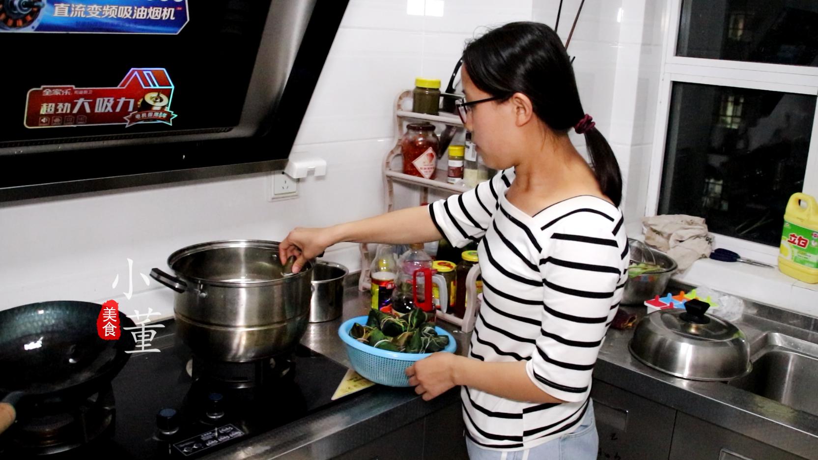 不会包小笼包的怎样学,不会包粽子有什么技巧