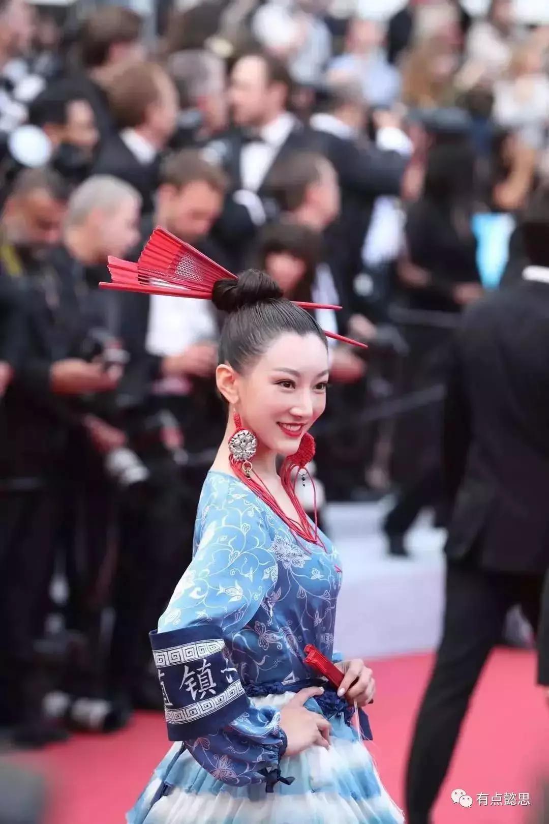 抖音网红聚集走红毯,网红打卡千人千面