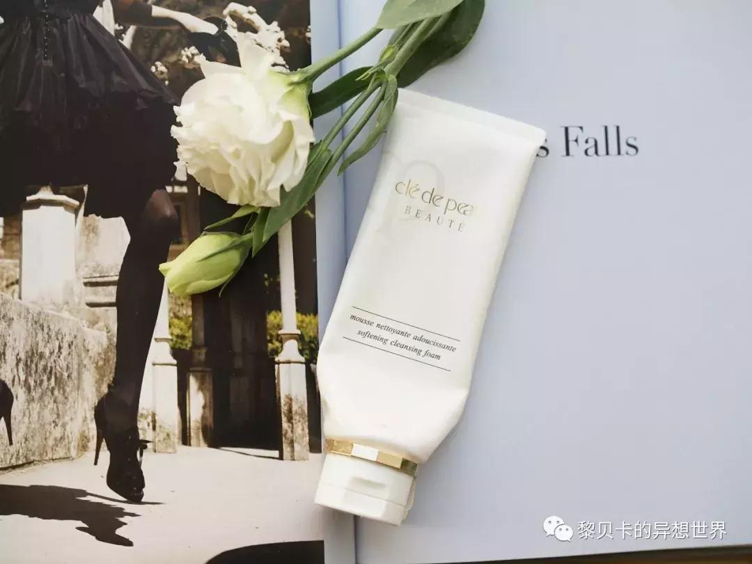 她们用了23年的保养品,她们用到空瓶的保湿单品