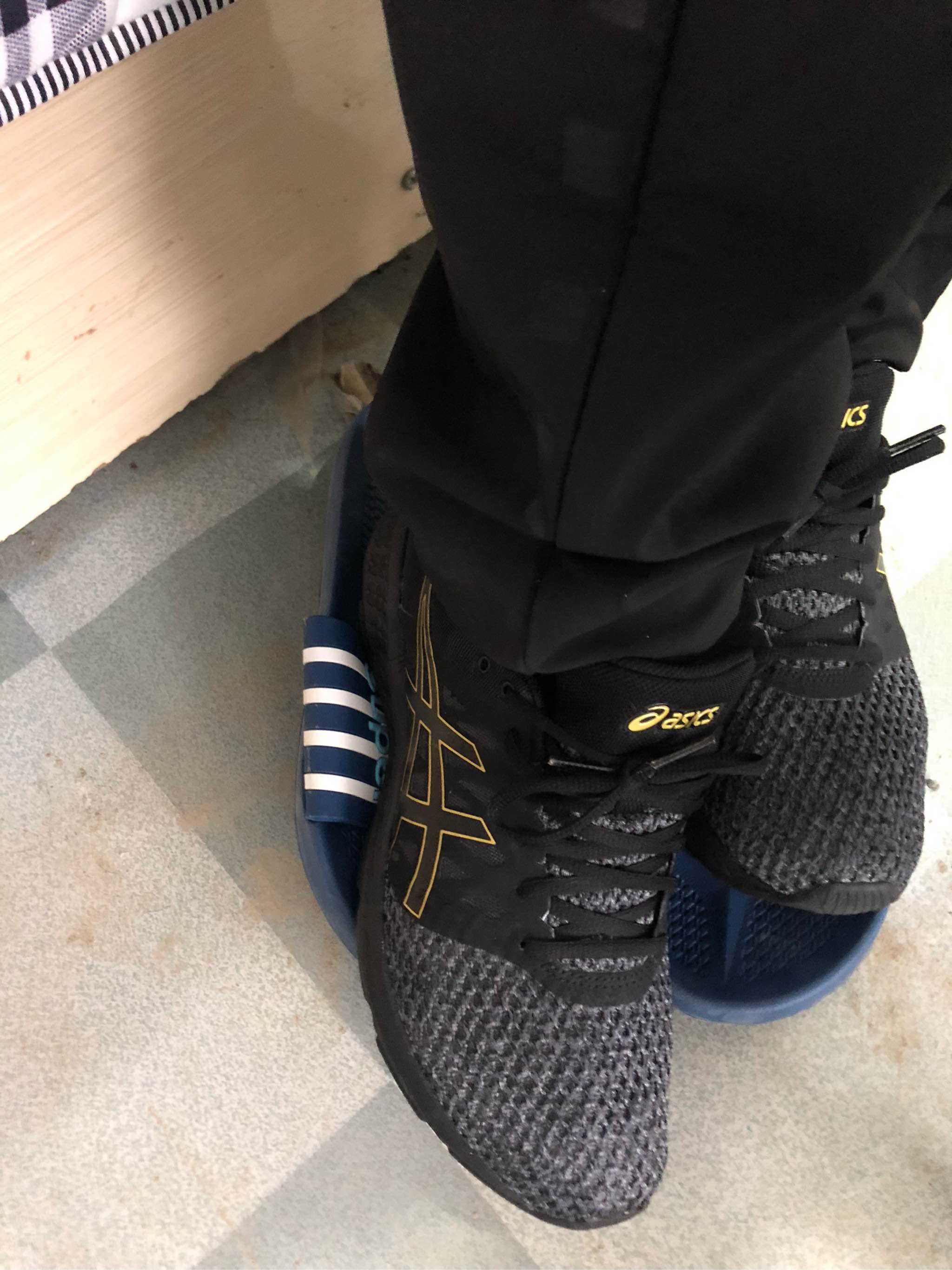 亚瑟士跑步鞋怎么样,亚瑟士哪个系列的跑步鞋比较好