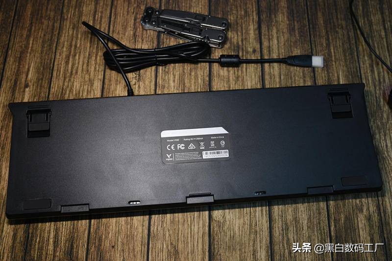 自从用了机械键盘就再也用不回电容胶了