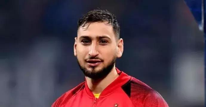 萨老爷子--米兰报--萨里突然火了,阿囧突然下课了