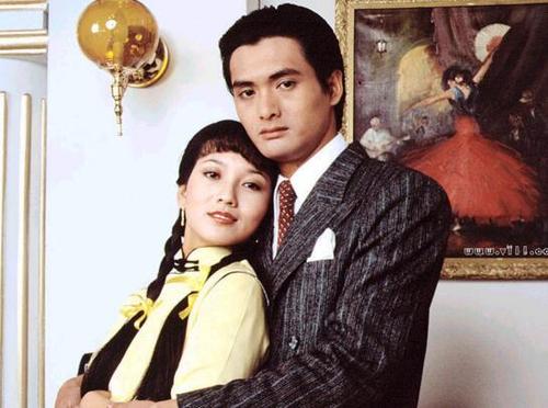 梁朝伟周星驰同台聊往事,梁朝伟对周星驰的评话