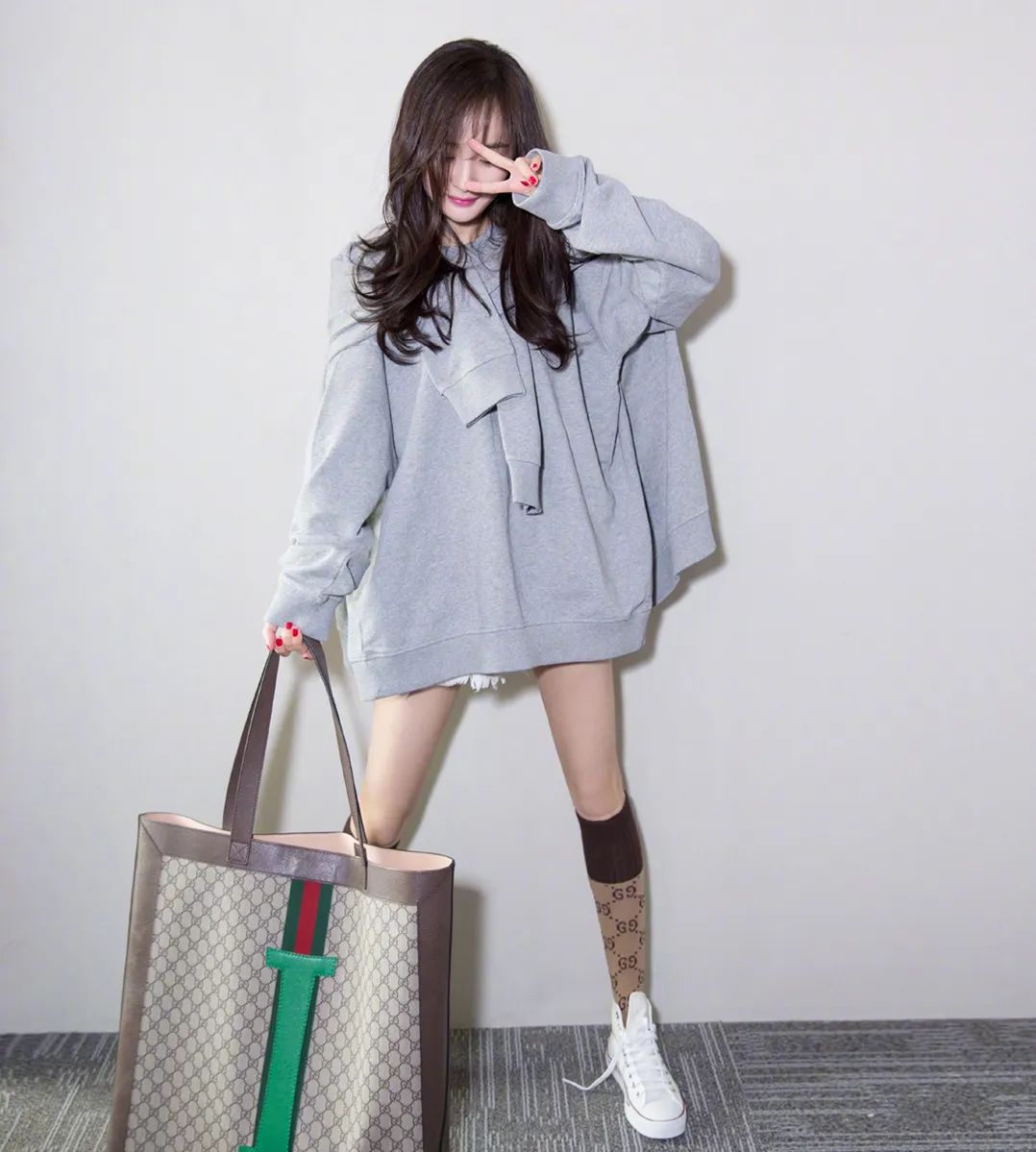 鞋柜留什么鞋子好看又实用,夏天的家薄鞋柜