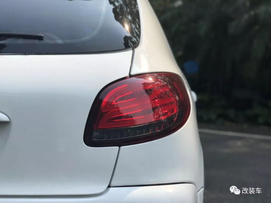 改装也疯狂黑武士标致207的蜕变,08年标致207还能值多少钱