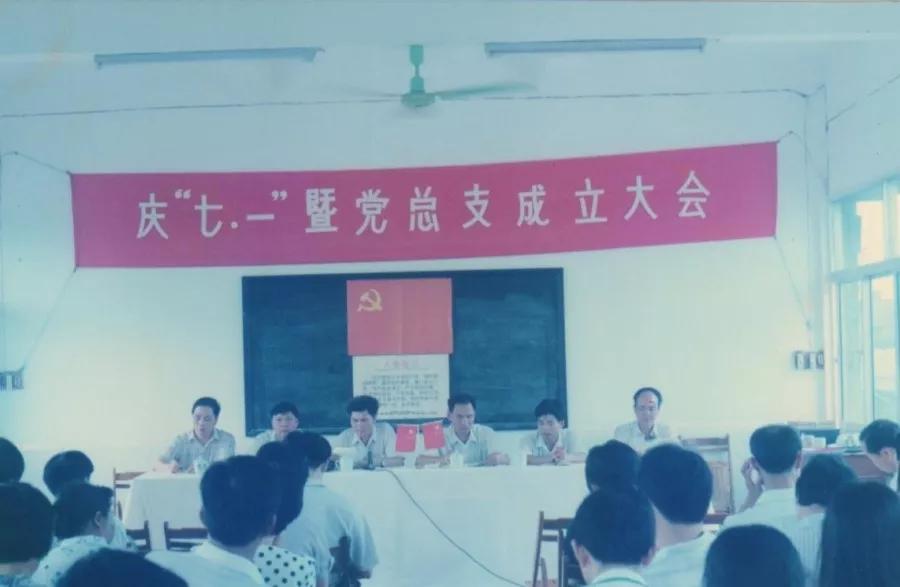 广西贵港市有哪些医院,贵港市医院图片