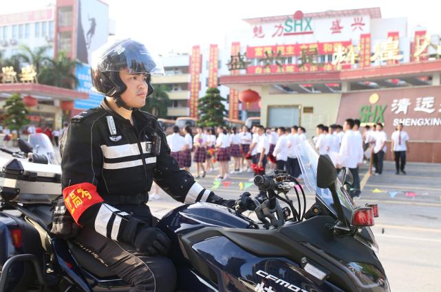 一袭盛兴红，满屏心中爱|贴心服务为盛兴学子保驾护航